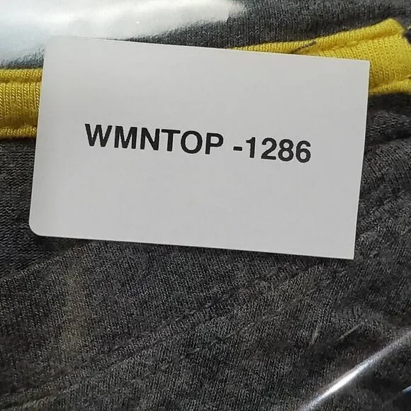 Maurices Small Gray T-shirt - Picture 6 of 6